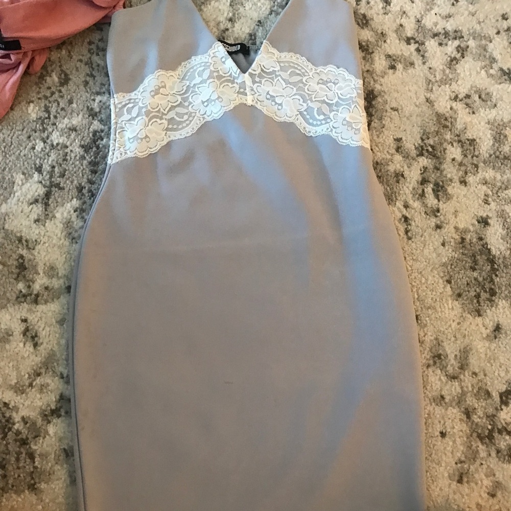 MISSGUIDED LACE DRESS SIZE SMALL - Picture 3 of 4